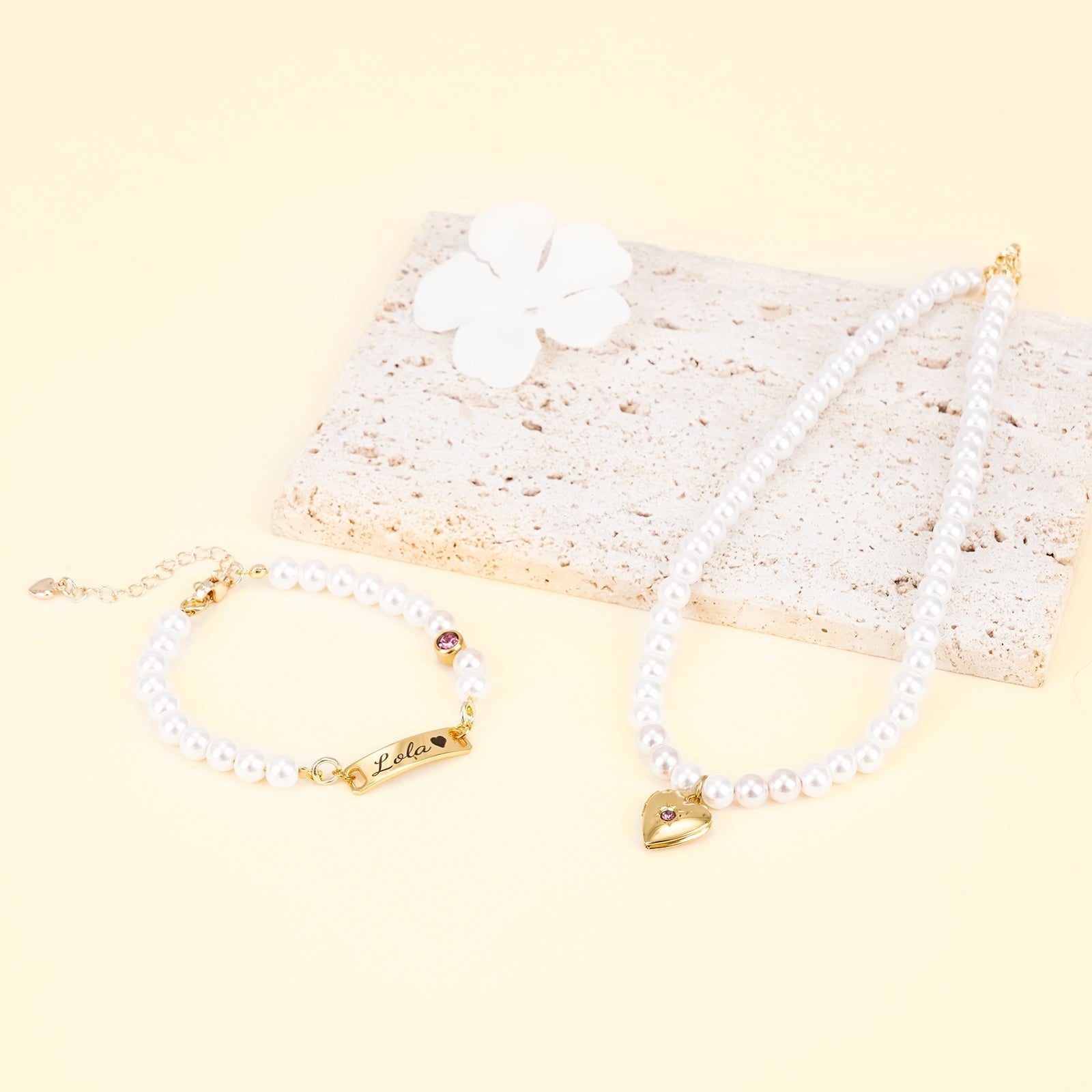 Personalized Birthstone Girl‘s Heart Locket Pearl Necklace